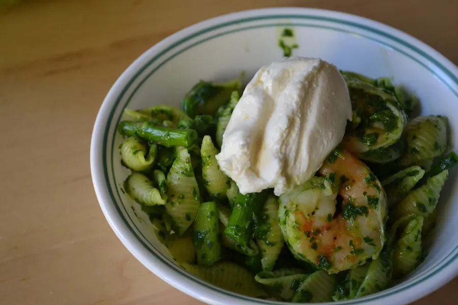 Spring Shells with Shrimp and Ricotta
